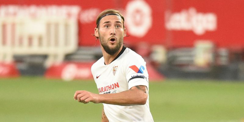 Nemanja Gudelj thi đấu cho nhiều câu lạc bộ lớn